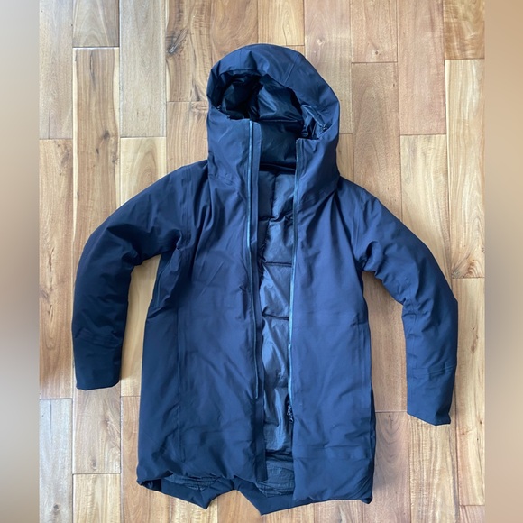 Attachment(Kazuyuki Kumagai) jacket size 3(L) Down Jacket
